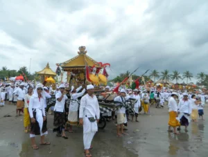 harmoni-ritual-potret-tradisi-keagamaan-nusantara